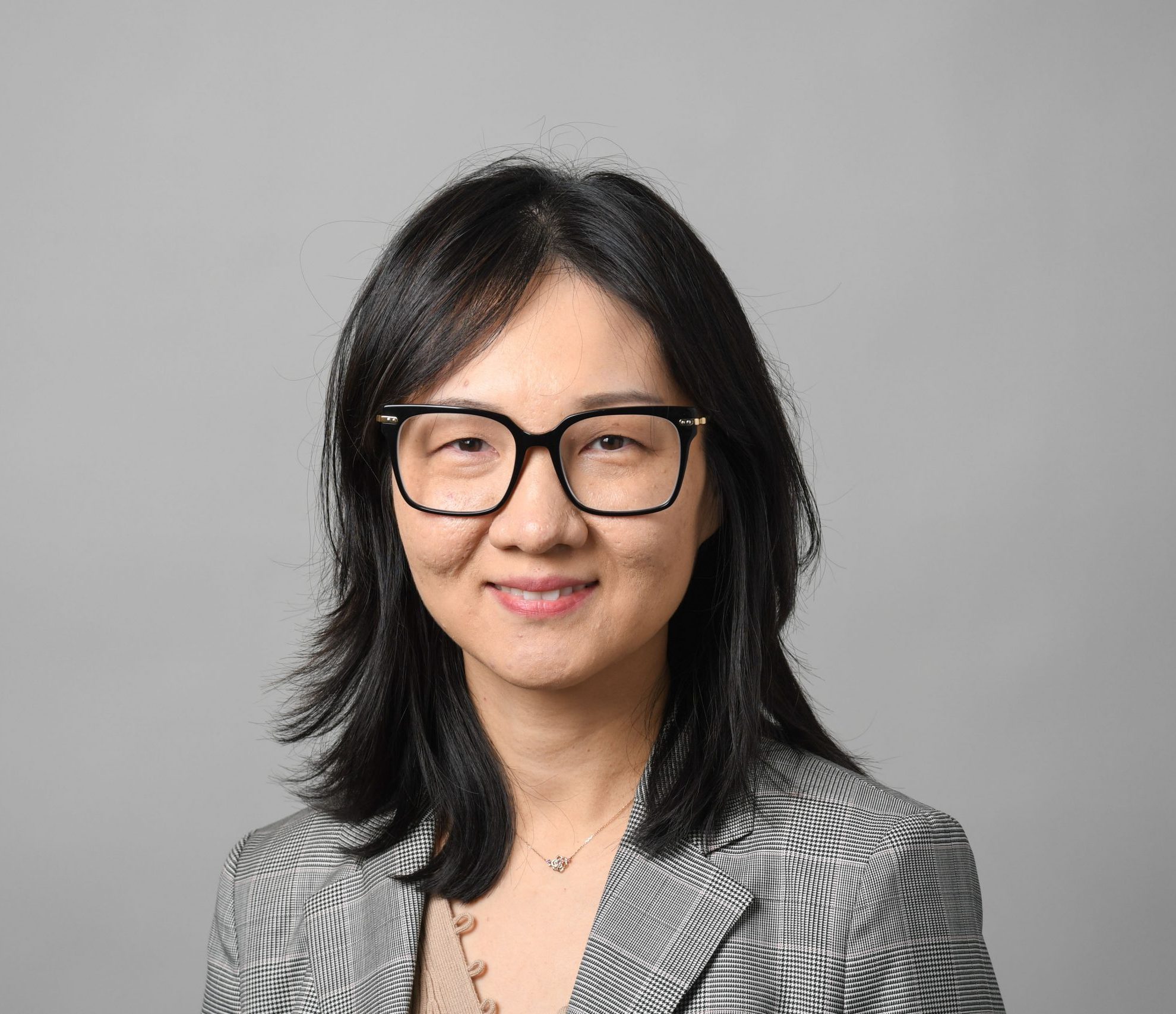 Dr. Na Zhang's portrait photo, 2025. (Peter Morenus/UConn Photo)