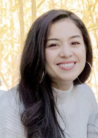 Headshot, Roselind Amaker