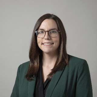 Heather Price Headshot